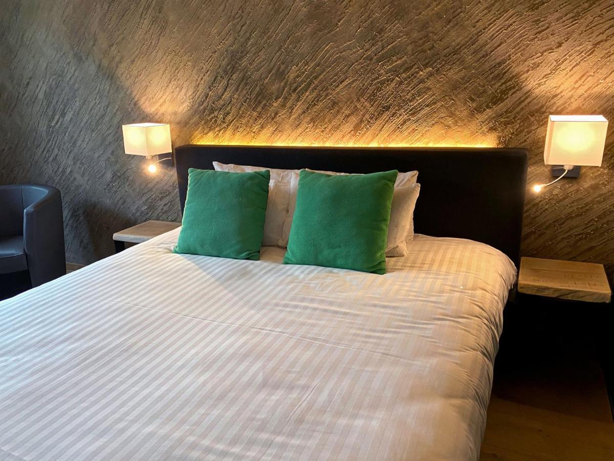 Hotel Wellness Eau De Roche Durbuy Esterno foto