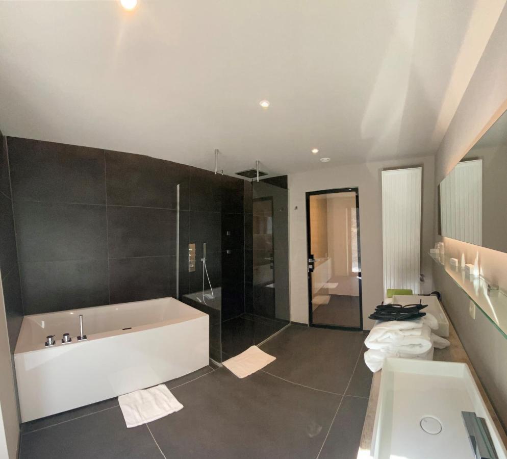 Hotel Wellness Eau De Roche Durbuy Esterno foto