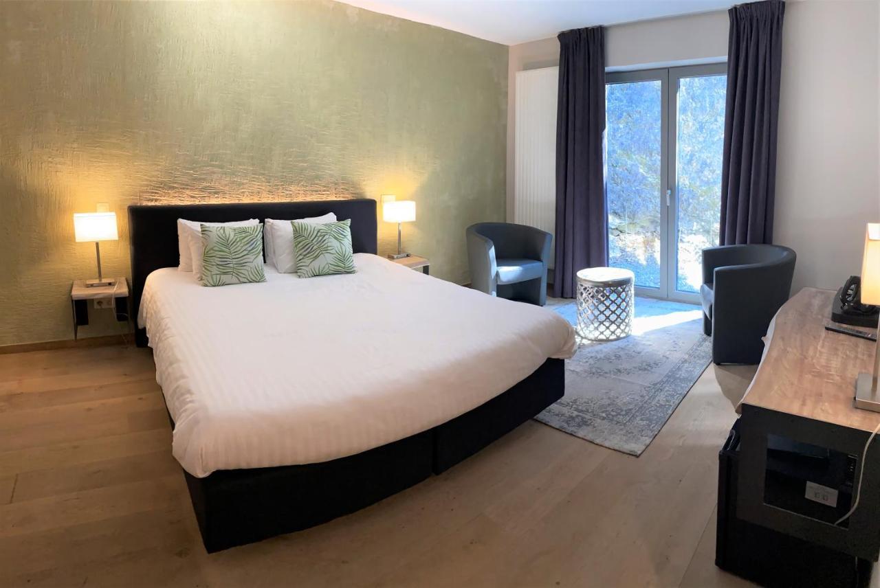 Hotel Wellness Eau De Roche Durbuy Esterno foto