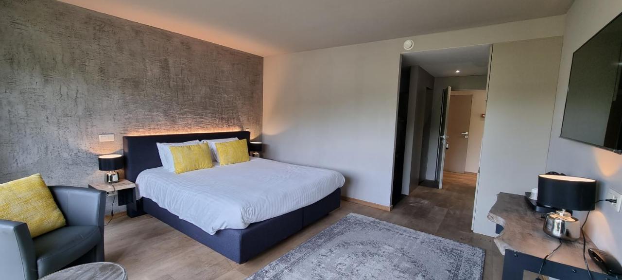 Hotel Wellness Eau De Roche Durbuy Esterno foto